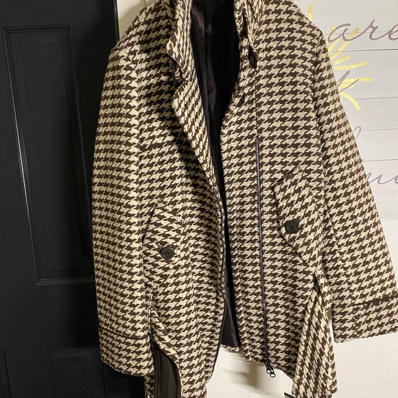 Wool Jacket - Picture 4 of 4